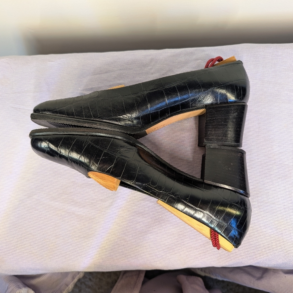 Y2K Amalfi Black Croc-Embossed Leather Pumps | Made in Italy Square Toe Heels - Picture 6 of 12